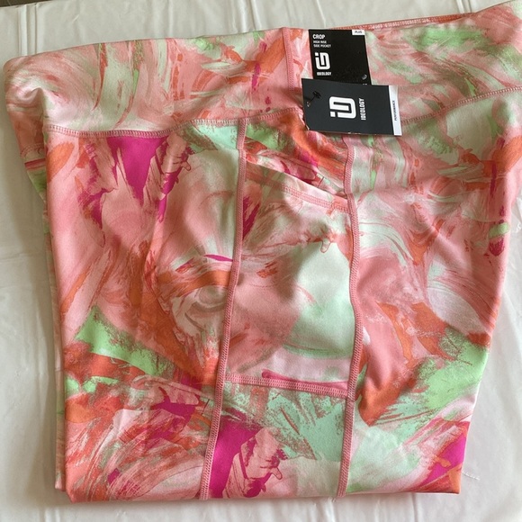 Leggings/Capri - Picture 7 of 7